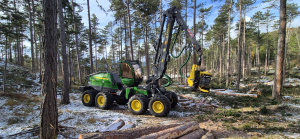 Neu im Fuhrpark! Harvester 1270 H